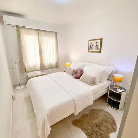 Beach Nest Апартаменти Спліт