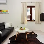 Golden Apartman